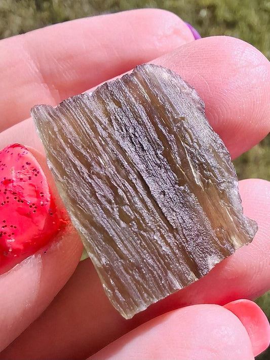 Moldavite Piece, 2.54g, Tektite (Ref: 1302)