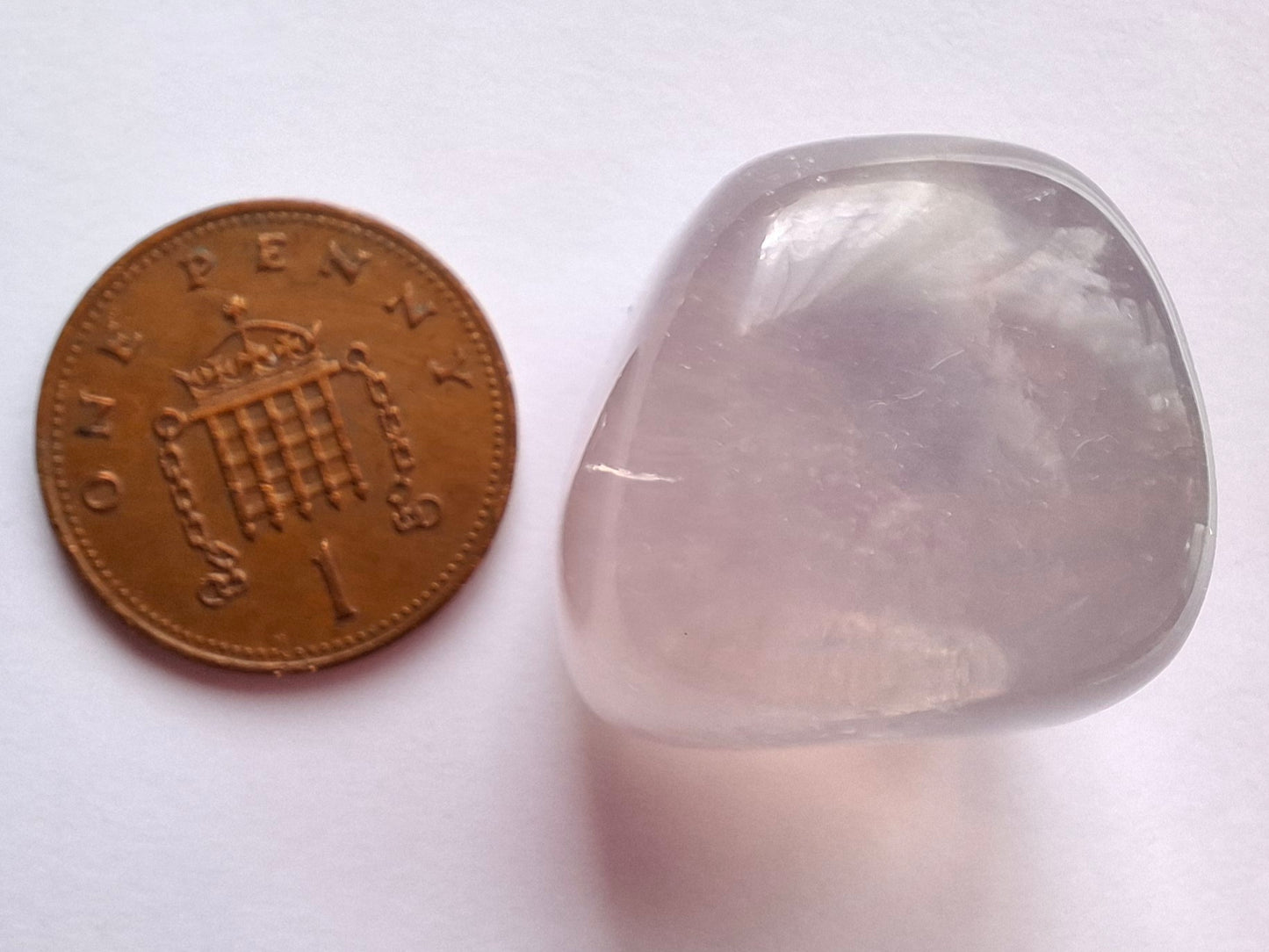Fluorite, Tumble Stone, Crystal (Ref: T59)