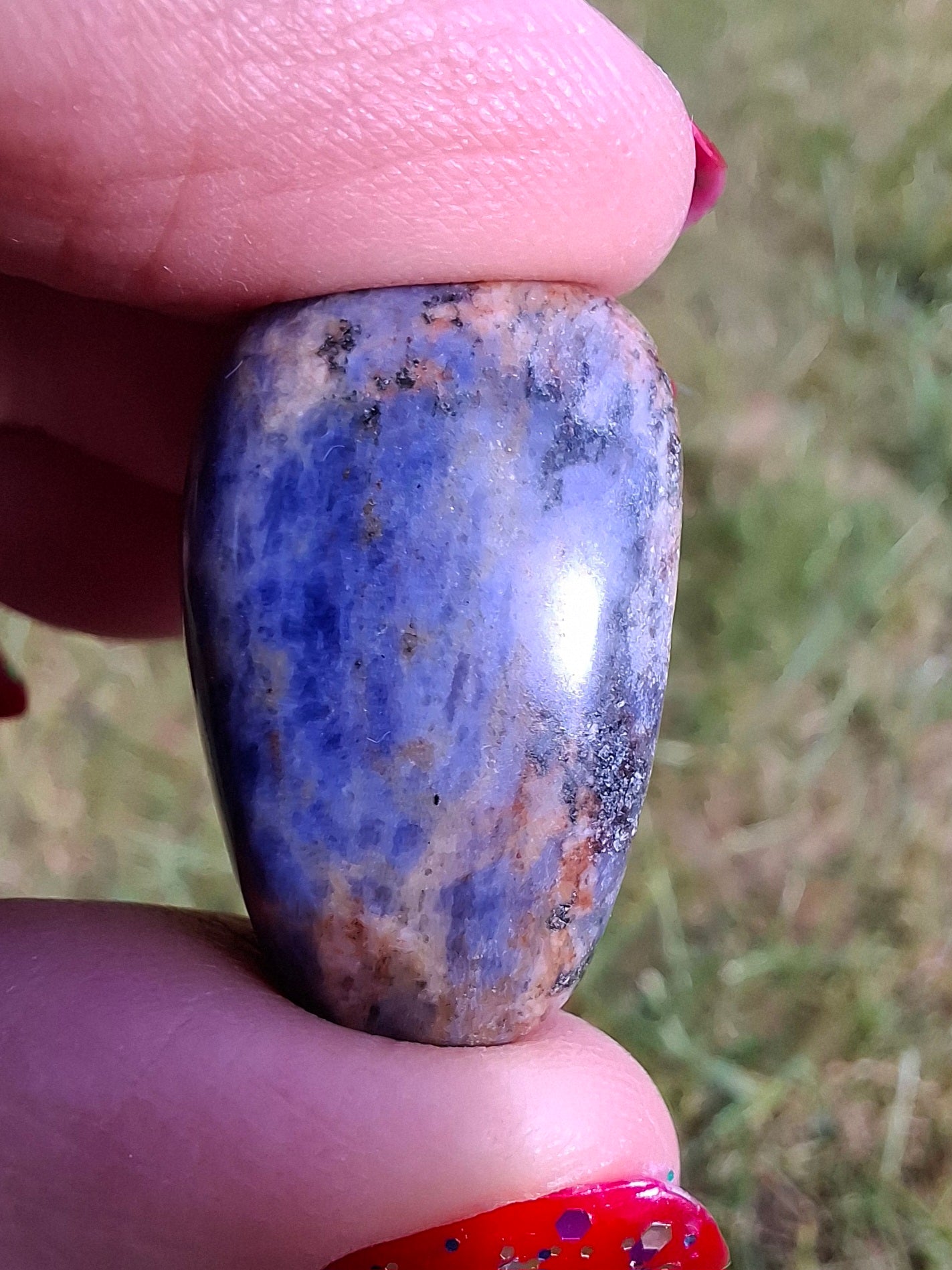 Sodalite, Tumble Stone, Crystal (Ref: T155)