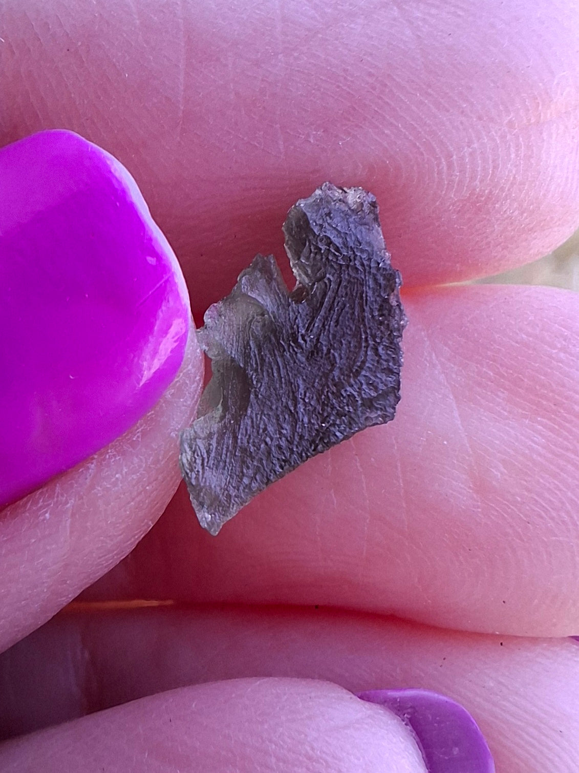 Moldavite Piece, 0.51g, Tektite (Ref: 1450)