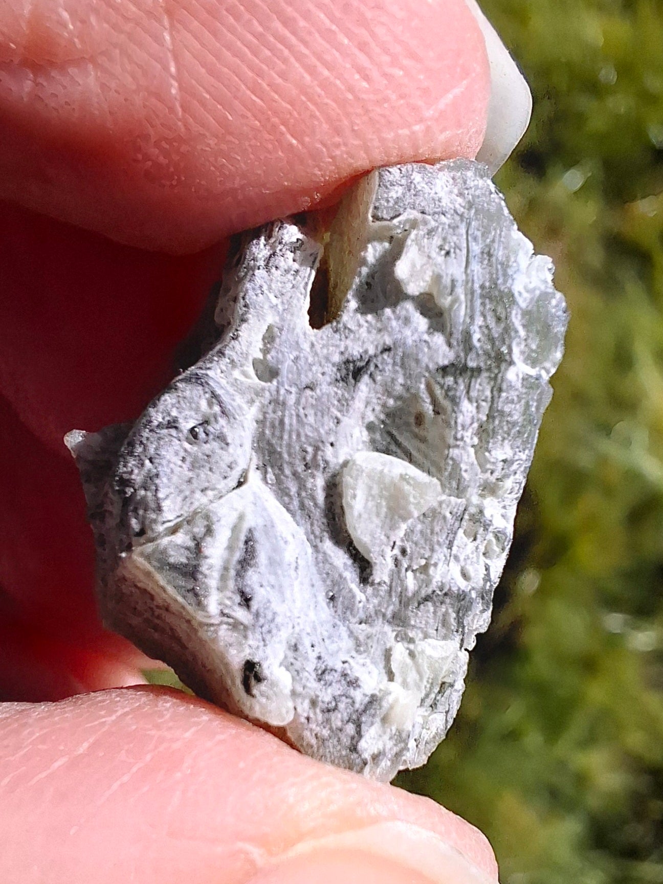 Moldavite Piece, SNOWFLAKE, FROSTED, BARTOCHOV, 4.00g, Tektite (Ref: 1367)