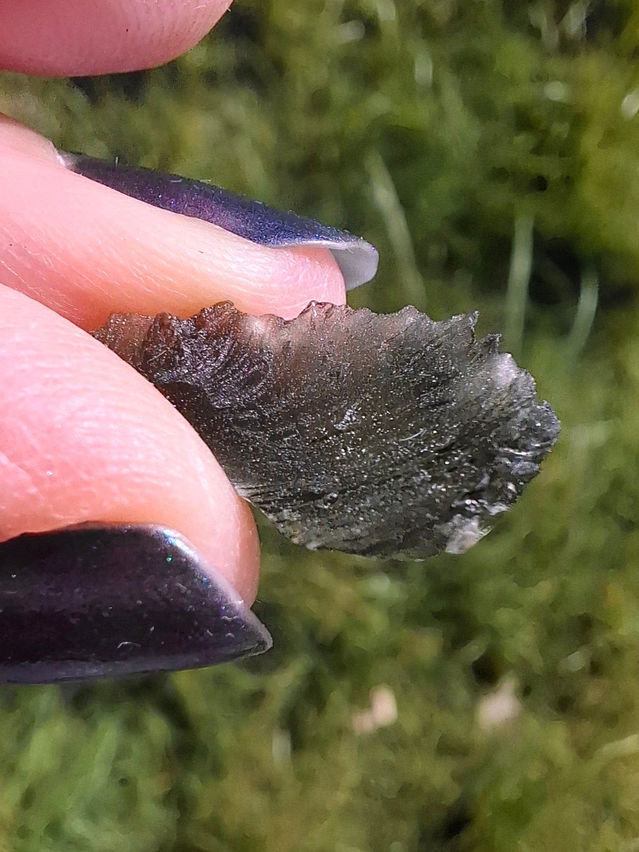 Moldavite Piece, 0.98g, Tektite (Ref: 1388)