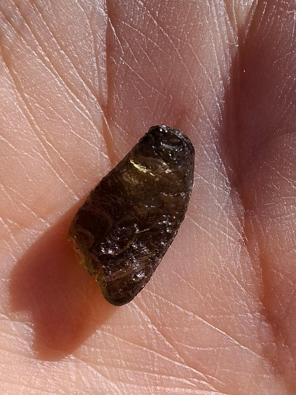 Moldavite Piece, 0.59g, Tektite (Ref: 1413)
