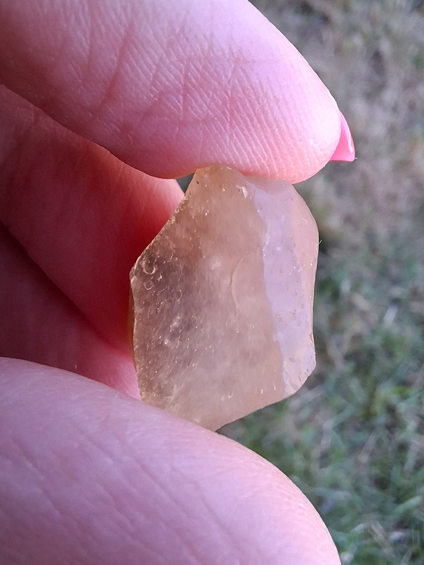 Libyan Desert Glass (darker) Piece, 4.70g, Tektite (Ref: L1372)