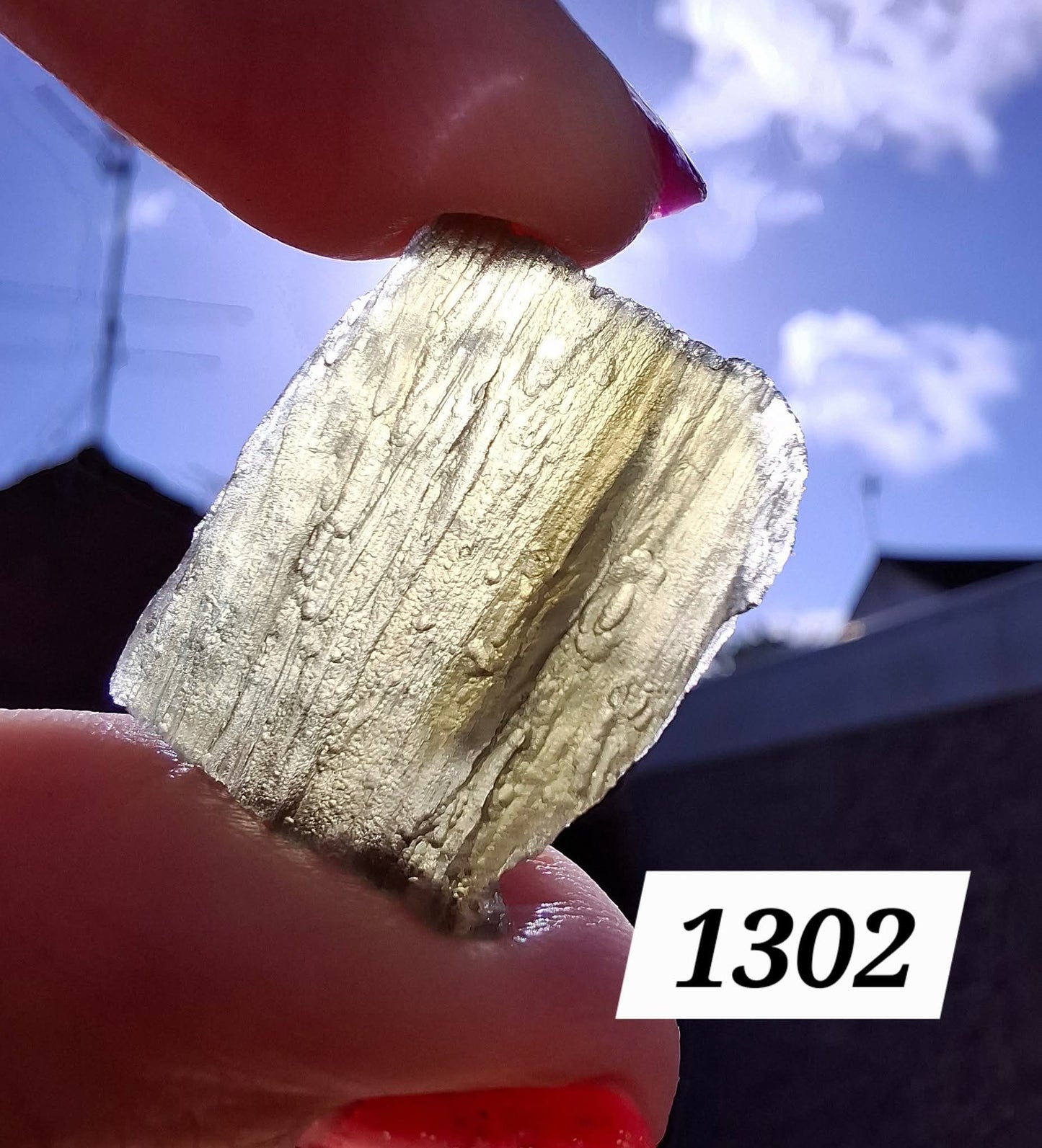 Moldavite Piece, 2.54g, Tektite (Ref: 1302)