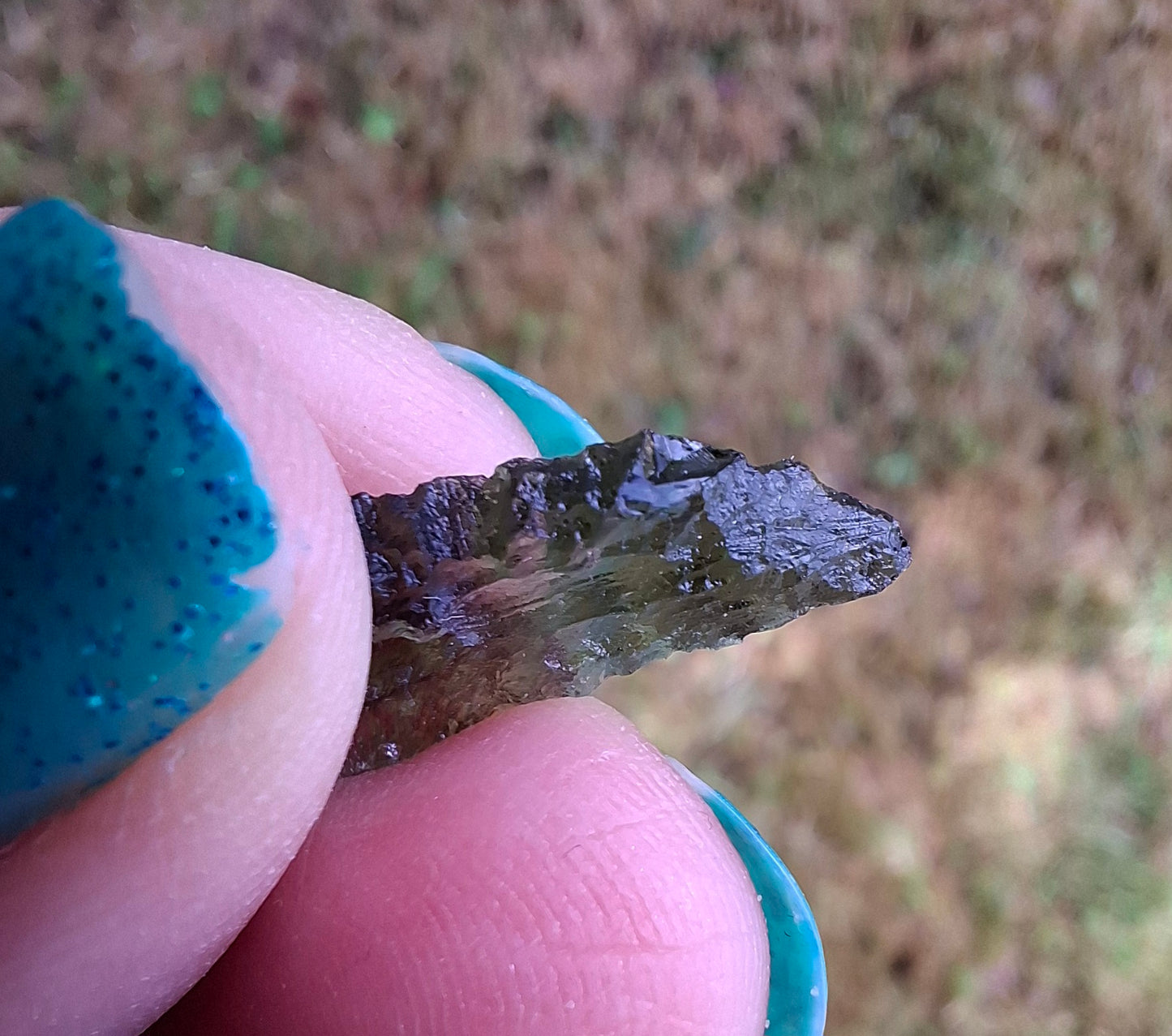 Moldavite Piece, 0.84g, Tektite (Ref: 1418)