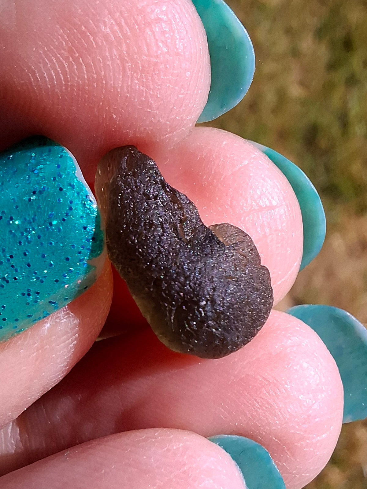 Moldavite Piece, 0.93g, Tektite (Ref: 1415)