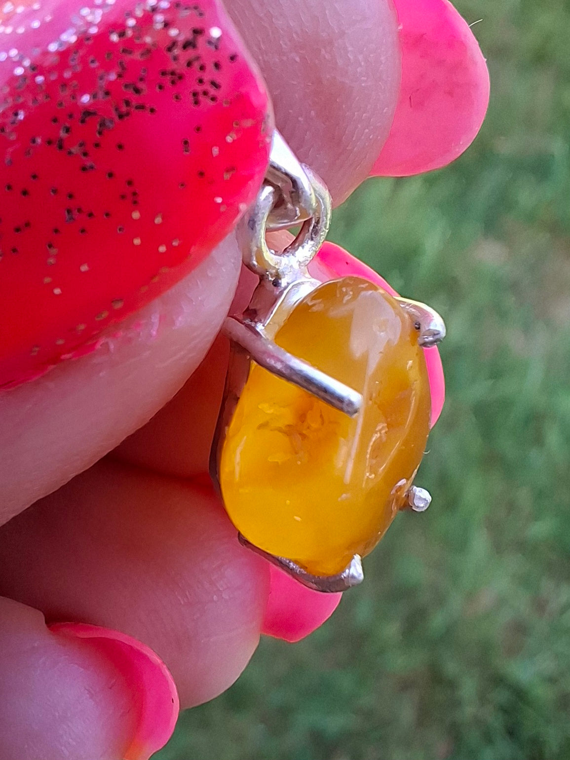 Baltic Amber Pendant, 925 Silver, Fossil (Ref: AP28)