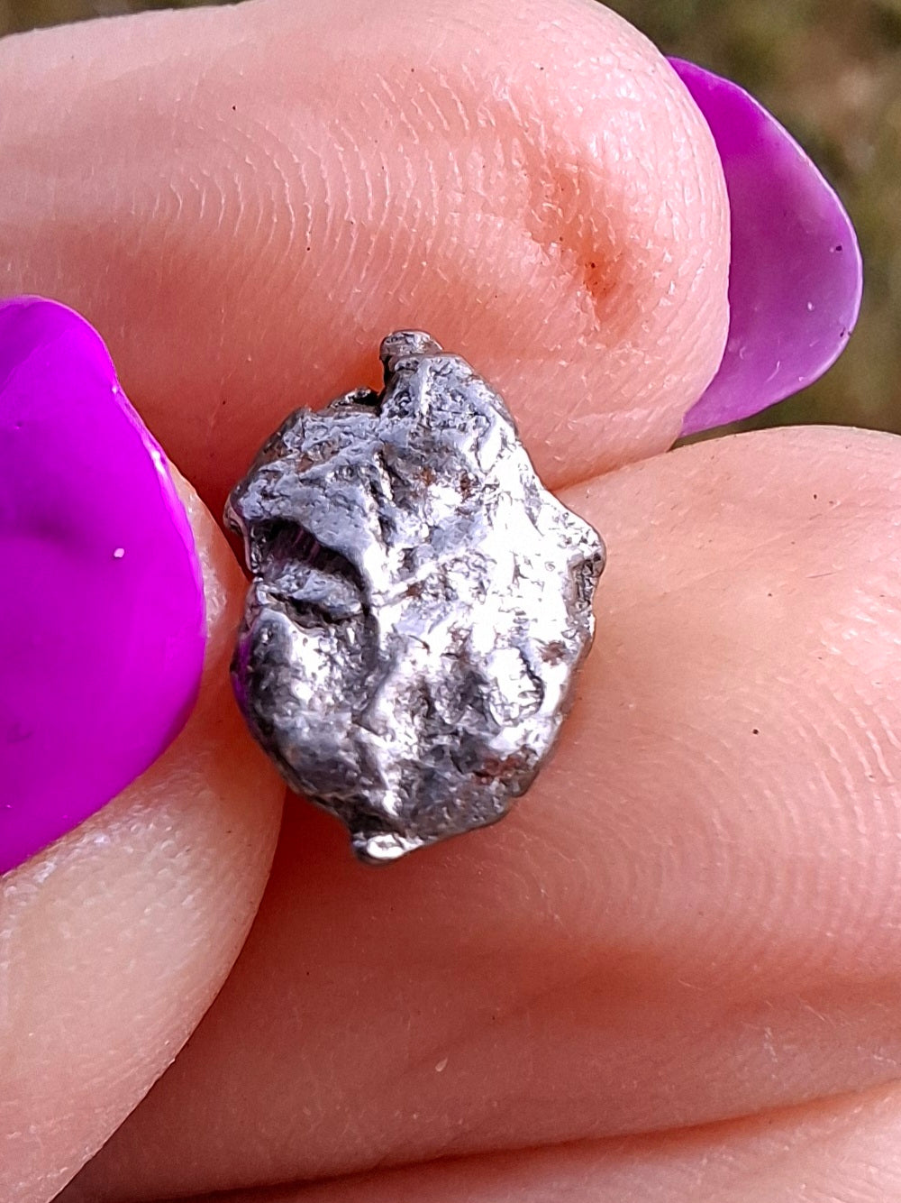 Campo del Cielo, 0.96g, Nickel Iron Meteorite (Ref: C7)