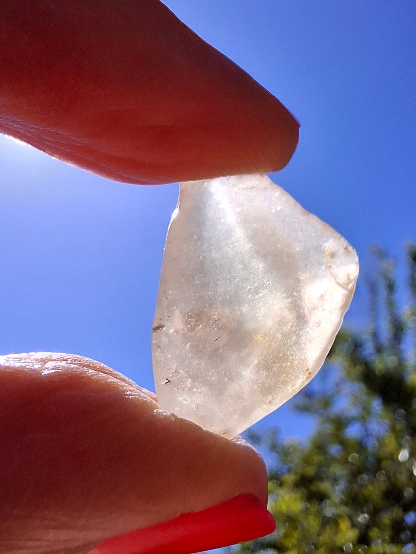 Libyan Desert Glass Piece, 2.80g, Tektite (Ref: LE274)