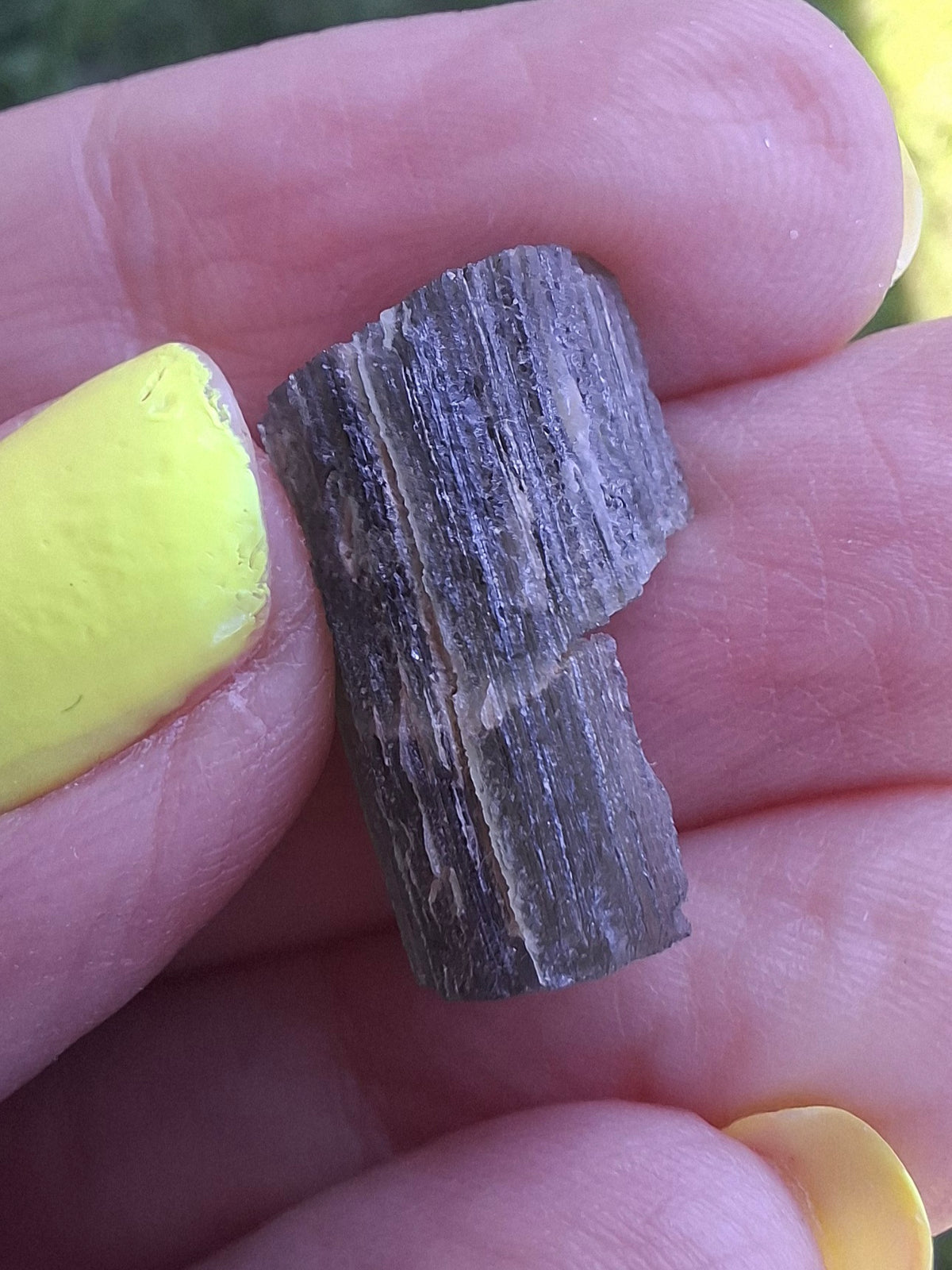 Moldavite Piece, 2.26g, Tektite (Ref: 1509)