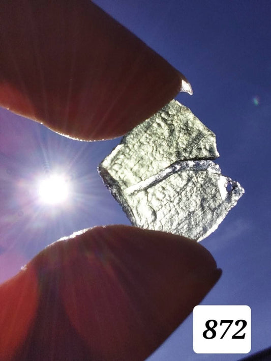 Moldavite Piece, 0.80g, Tektite (Ref: 872)