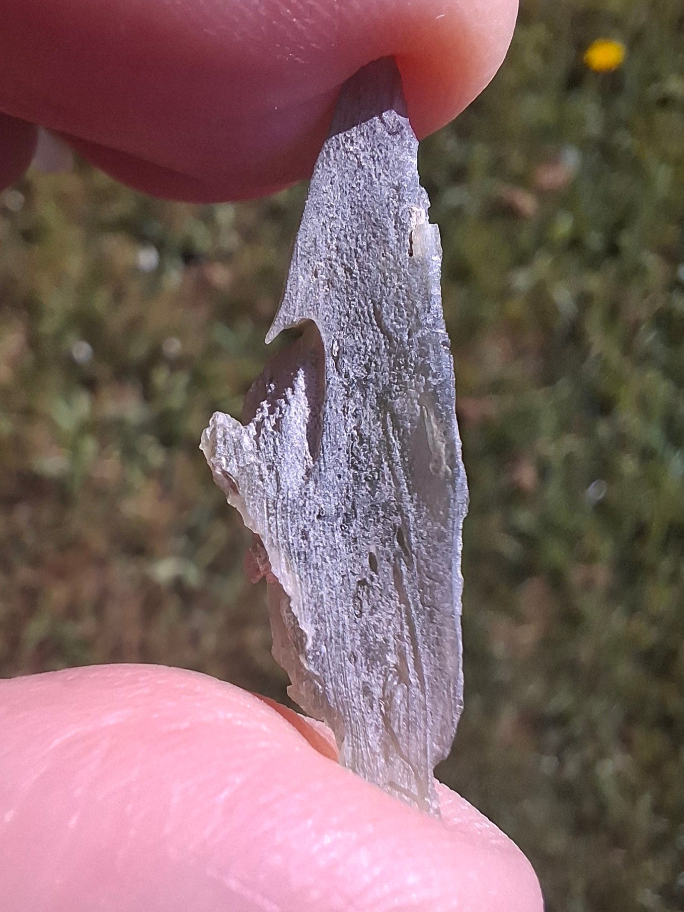 Moldavite Piece, 0.83g, Tektite (Ref: 1362)