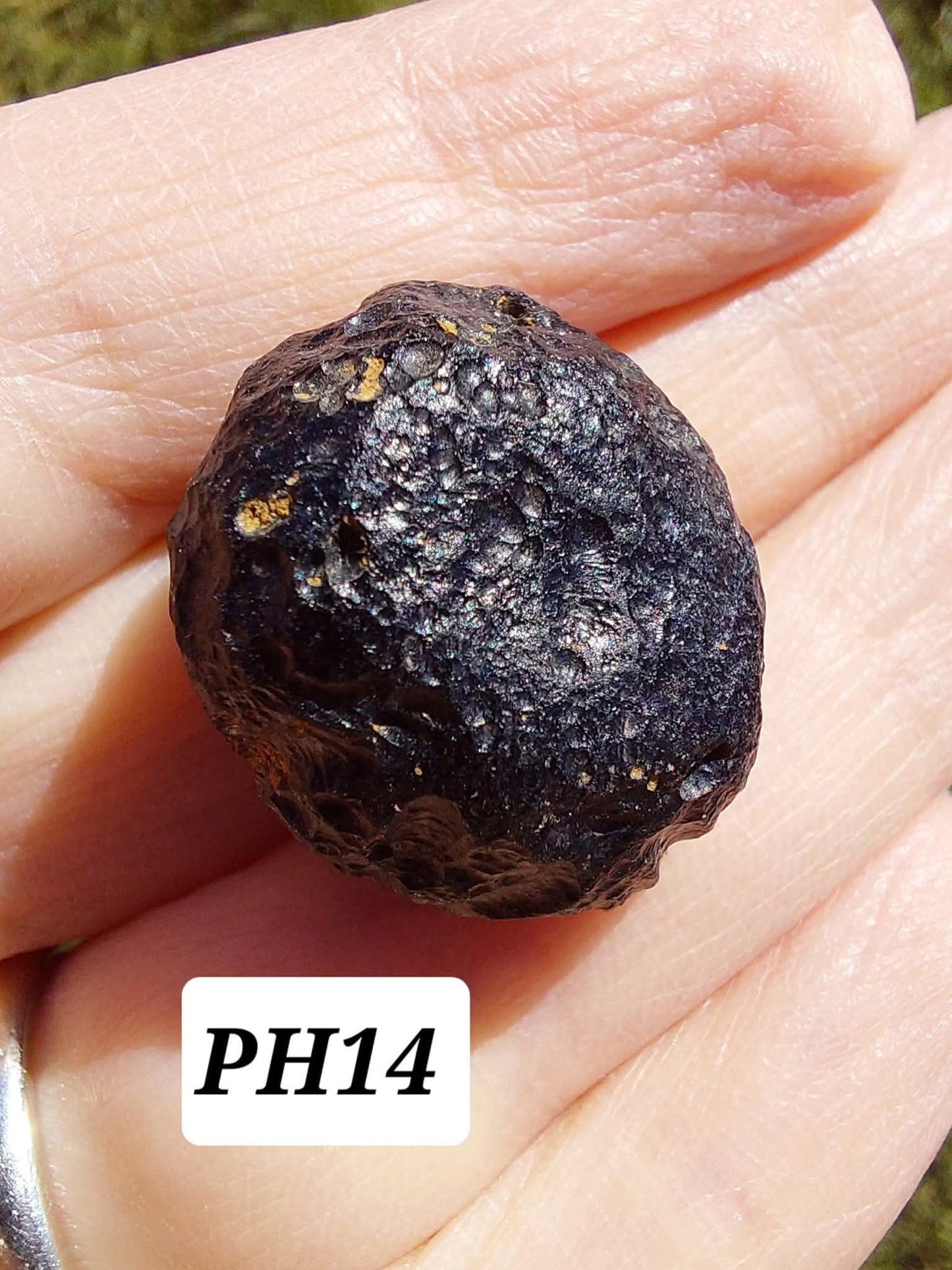 Philippinite (Rizalite), 10.64g, Tektite