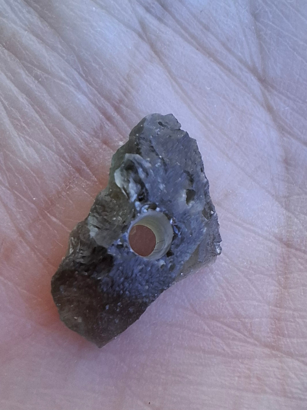 DRILLED, Moldavite Piece, 0.96g, Tektite (Ref: D27)