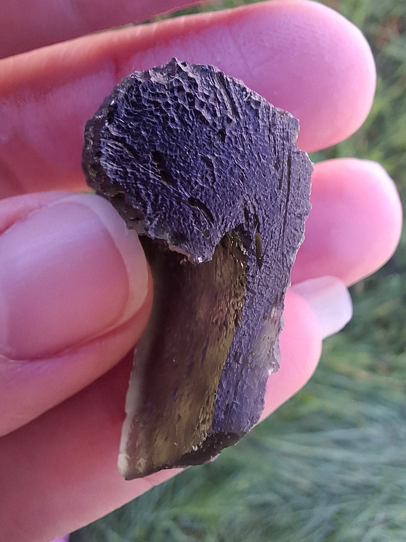Moldavite Piece, SLAVCE, 13.52g, Tektite (Ref: 1178)