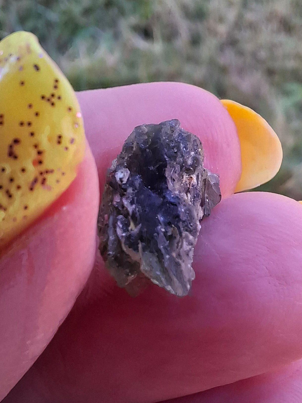 Moldavite Piece, 1.23g, Tektite (Ref: 1484)