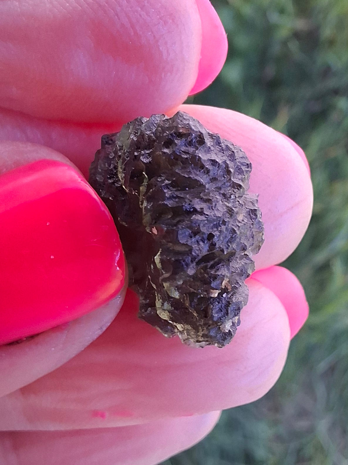 Moldavite Piece, 2.23g, Tektite (Ref: 1401)