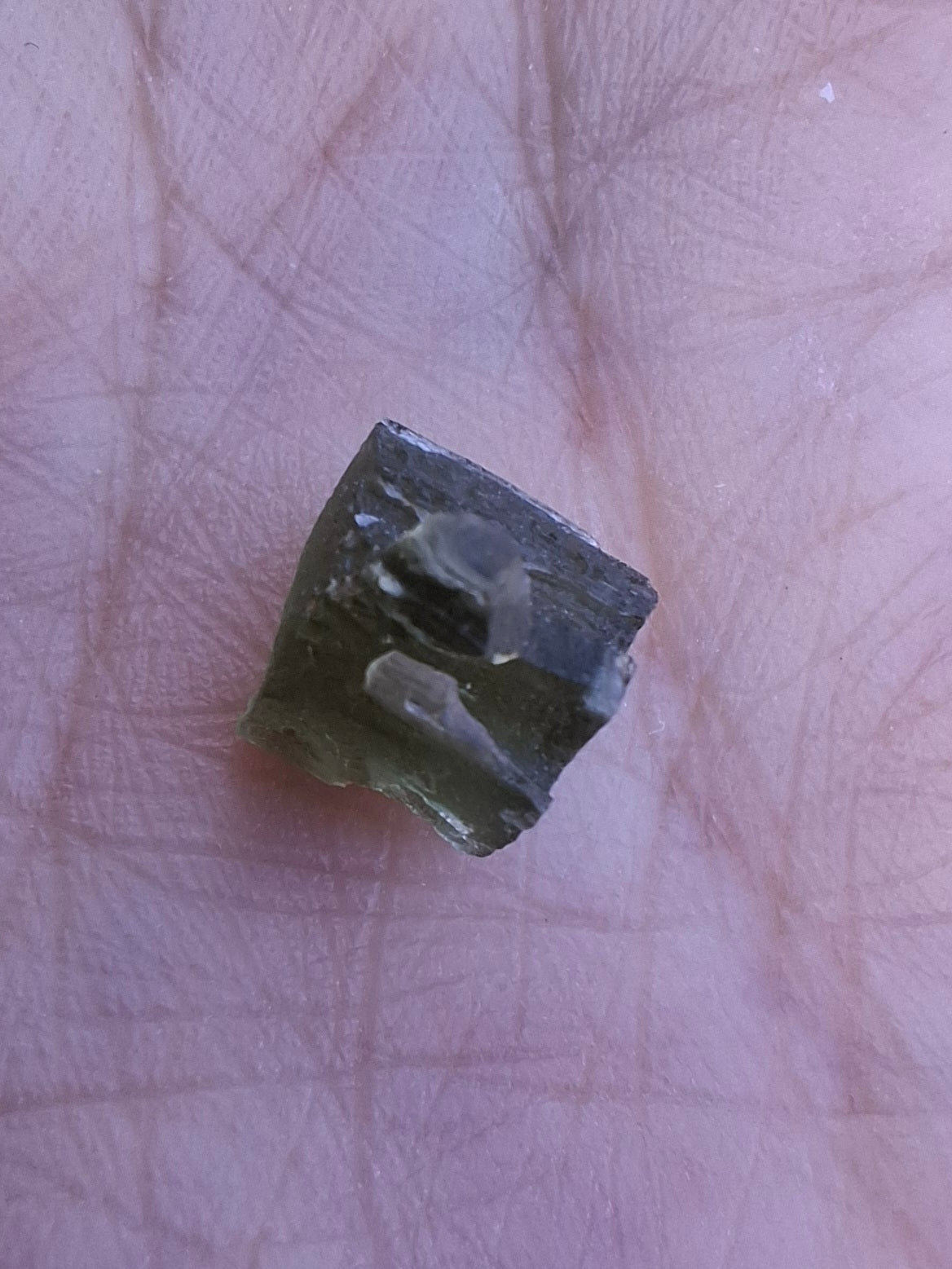 Moldavite Piece, 0.53g, Tektite (Ref: 1446)