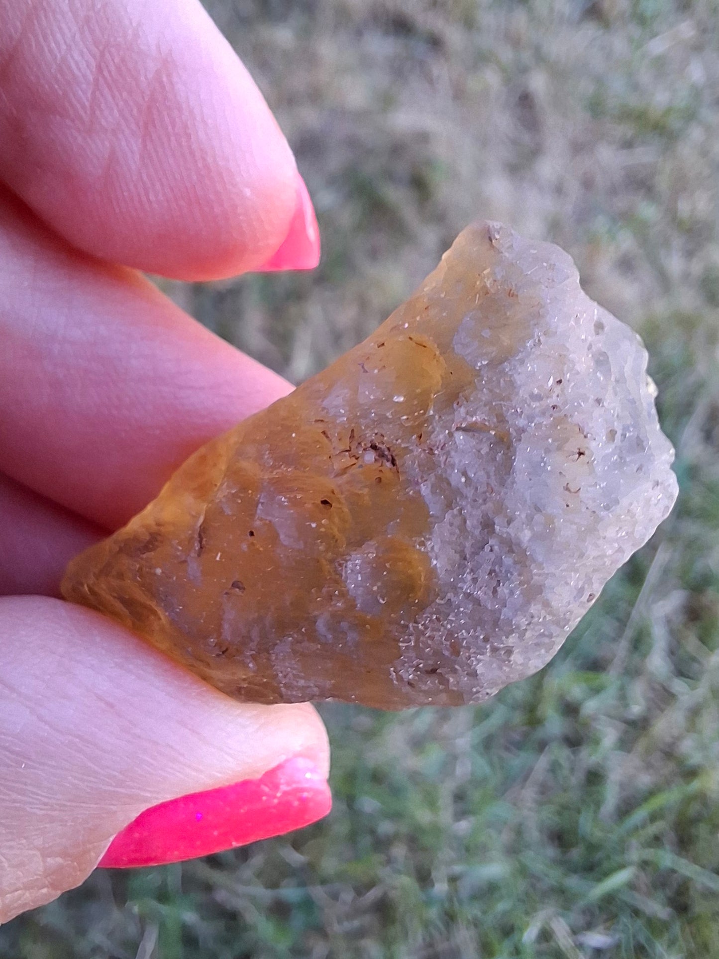 Libyan Desert Glass (darker) Piece, 11.69g, Tektite (Ref: L1366)