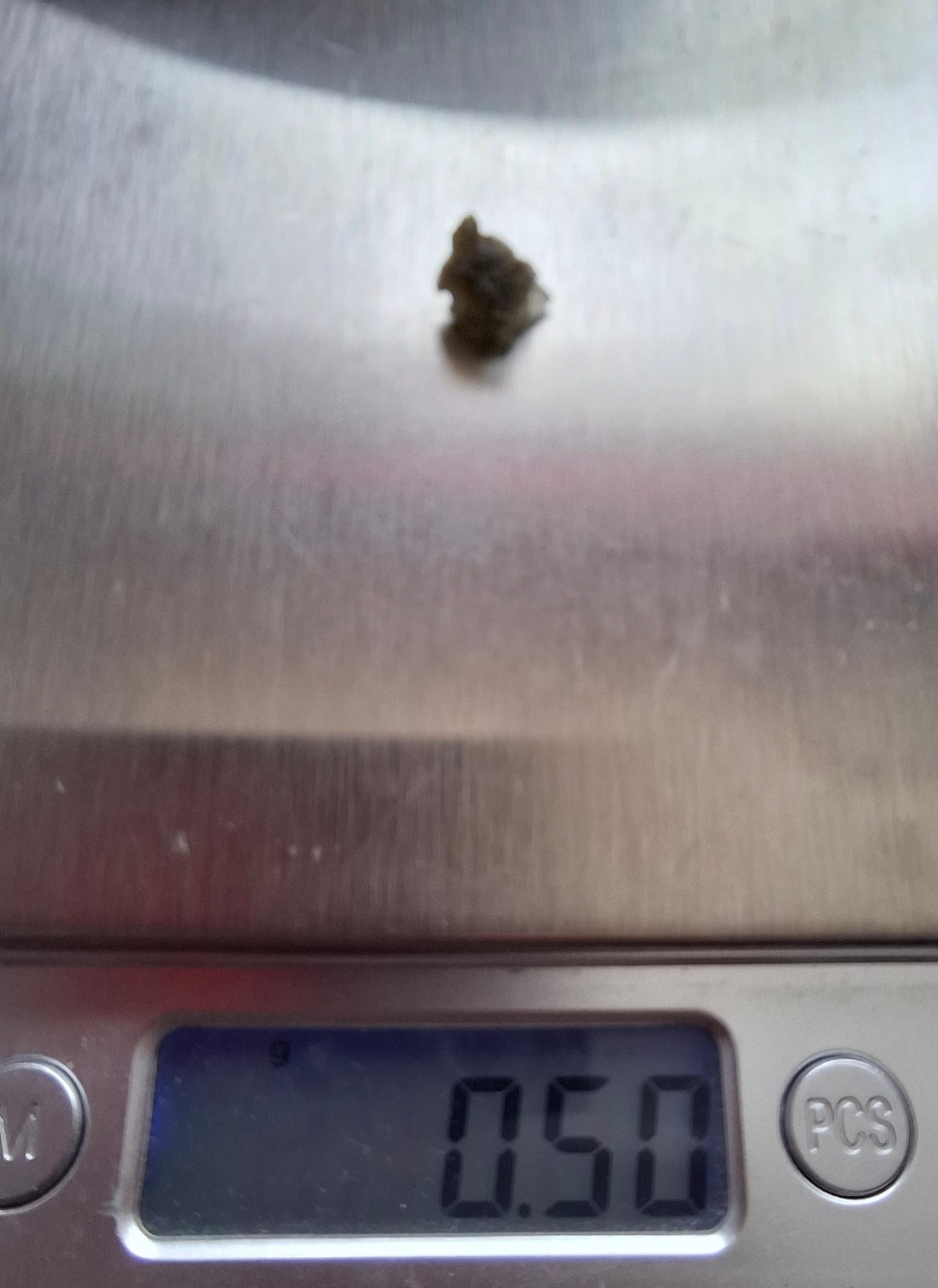 Moldavite Piece, 0.50g, Tektite (Ref: 1395)