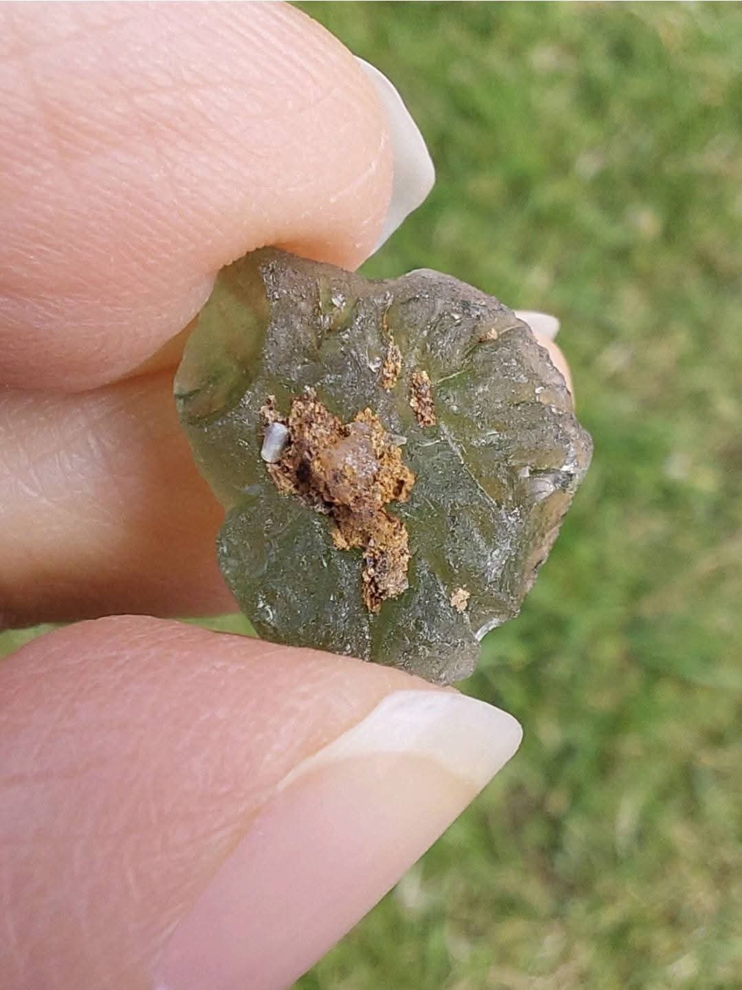Moldavite Piece, 1.40g, Tektite (Ref: E219)