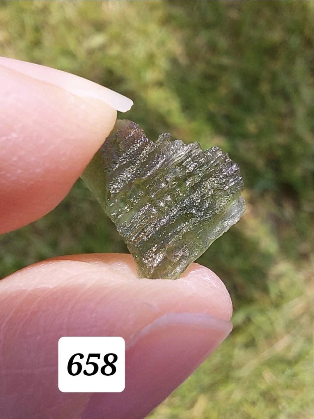 Moldavite Piece, 0.60g, Tektite (Ref: 658)
