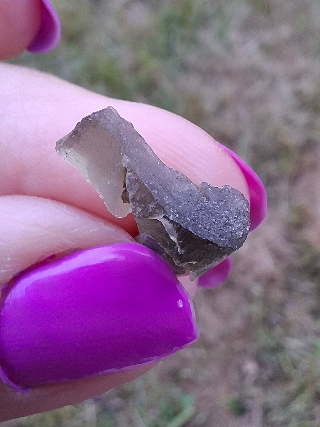 Moldavite Piece, 0.66g, Tektite (Ref: 1436)