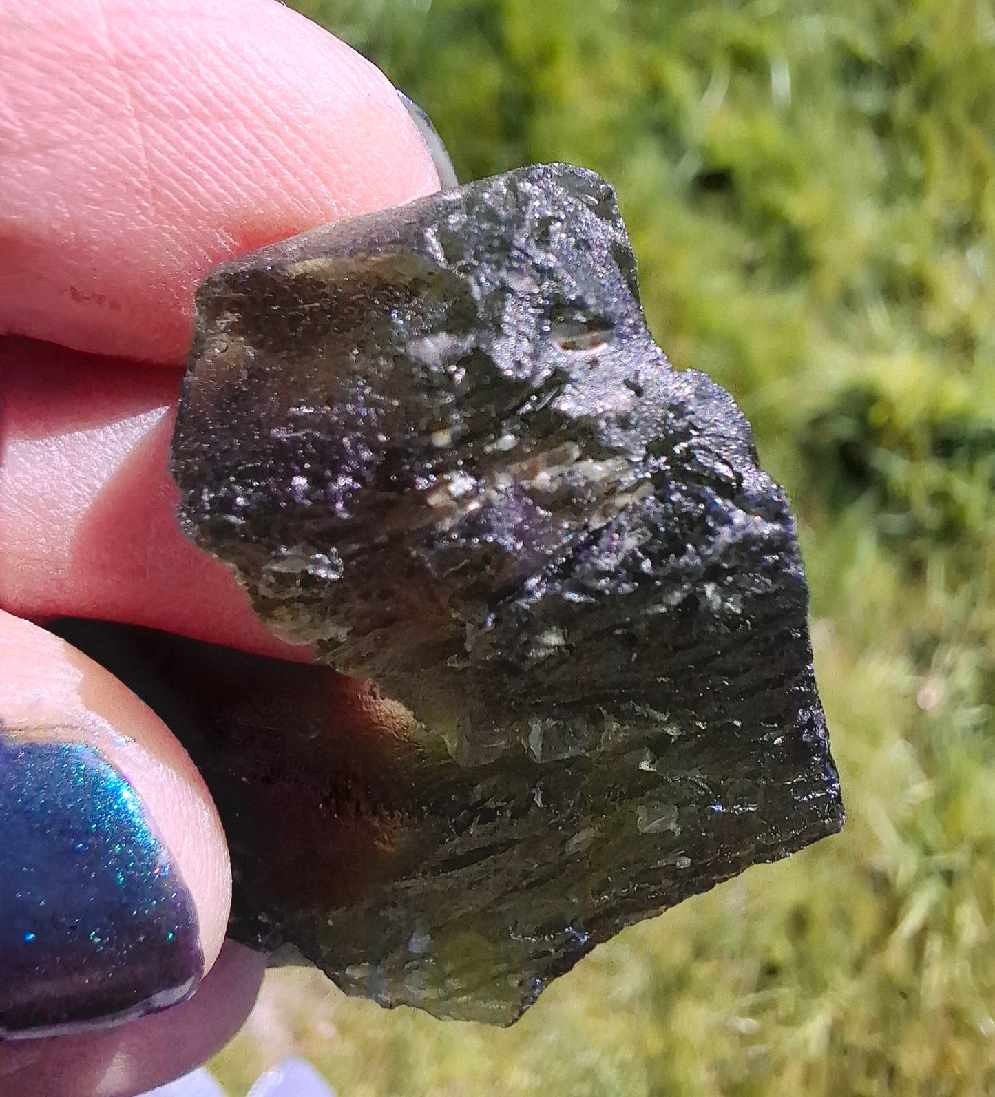 Moldavite Piece, NESMEN, 8.90g, Tektite (Ref: 1374)
