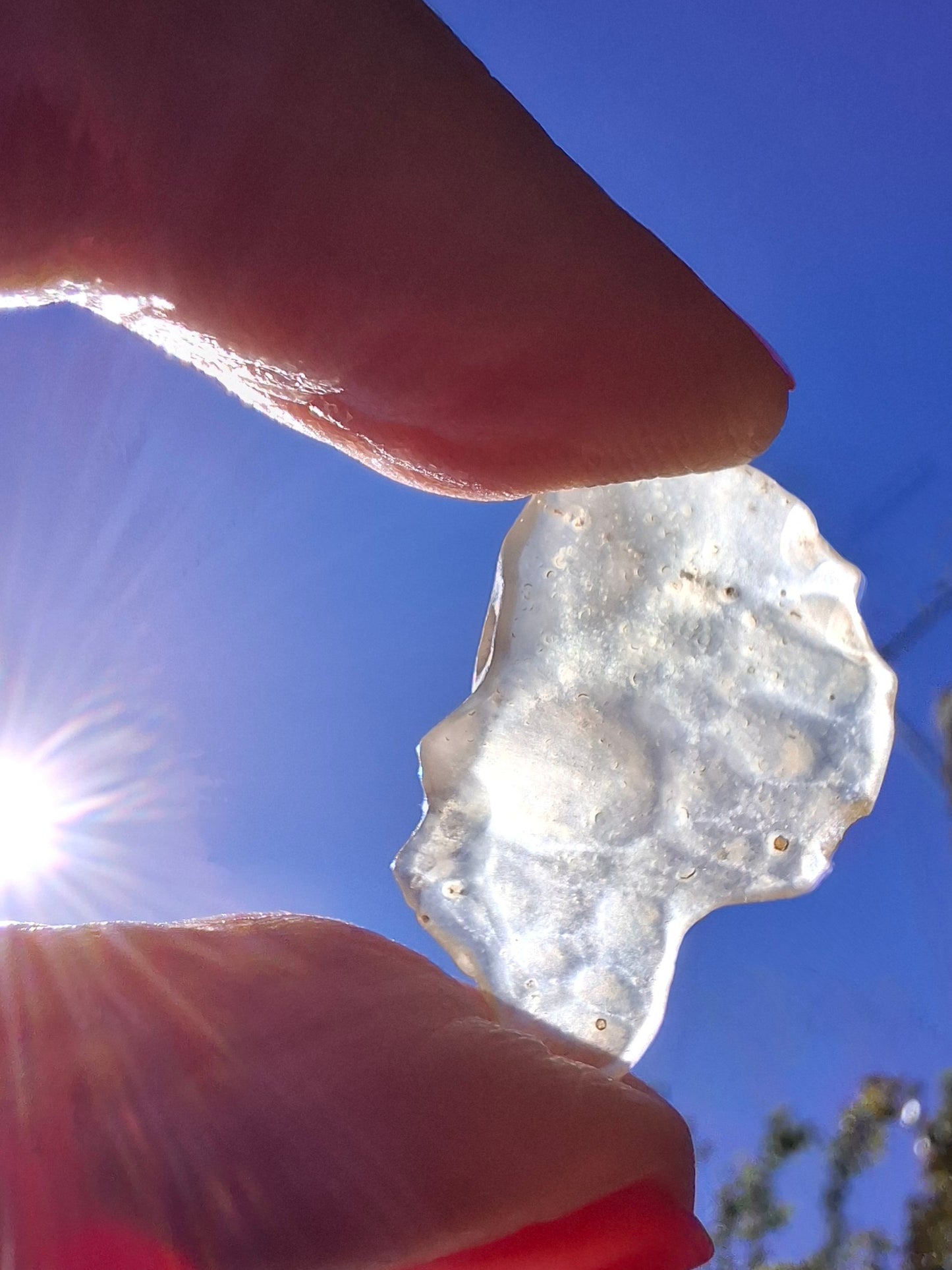 Libyan Desert Glass small Piece, 1.85g, Tektite (Ref: LE256)