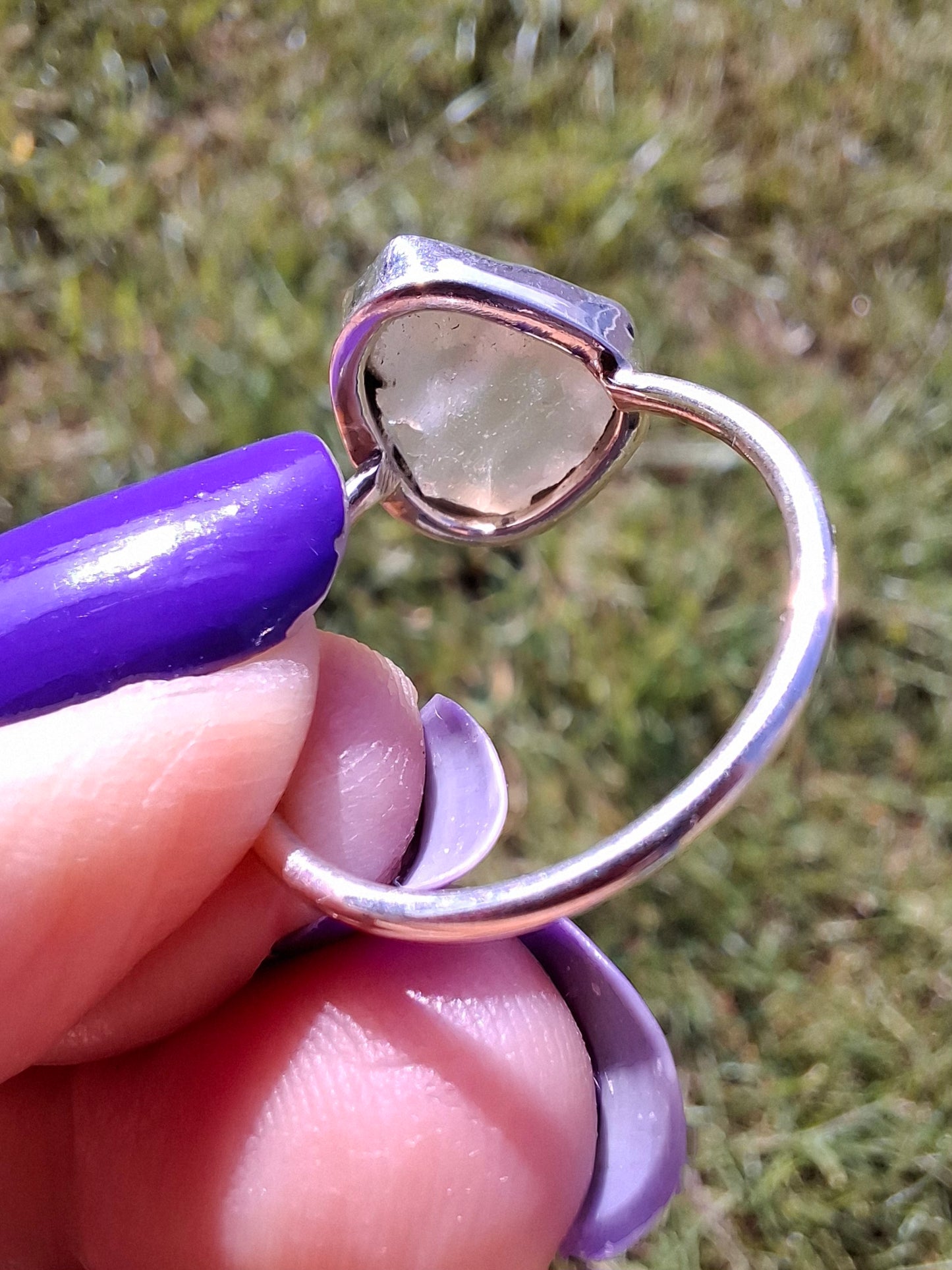 Libyan Desert Glass Ring, size small R, 925 Silver, Tektite (Ref: LR38)