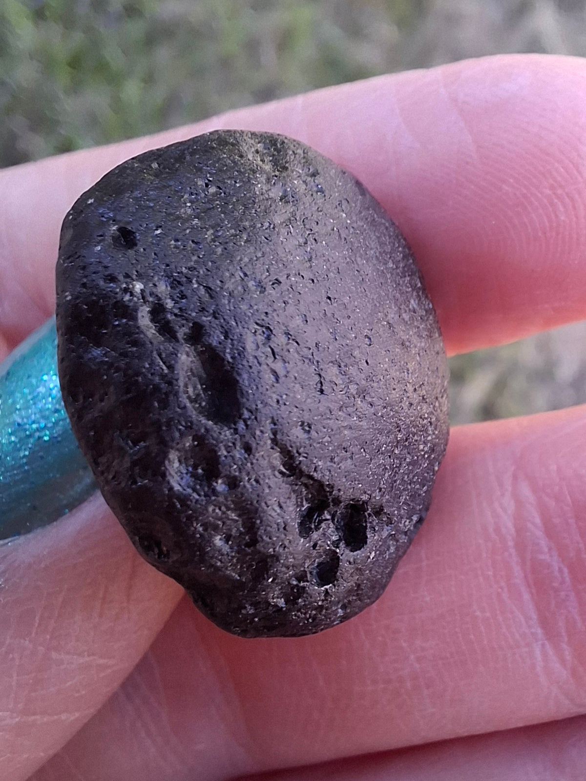 Philippinite (Rizalite), 9.24g, Tektite