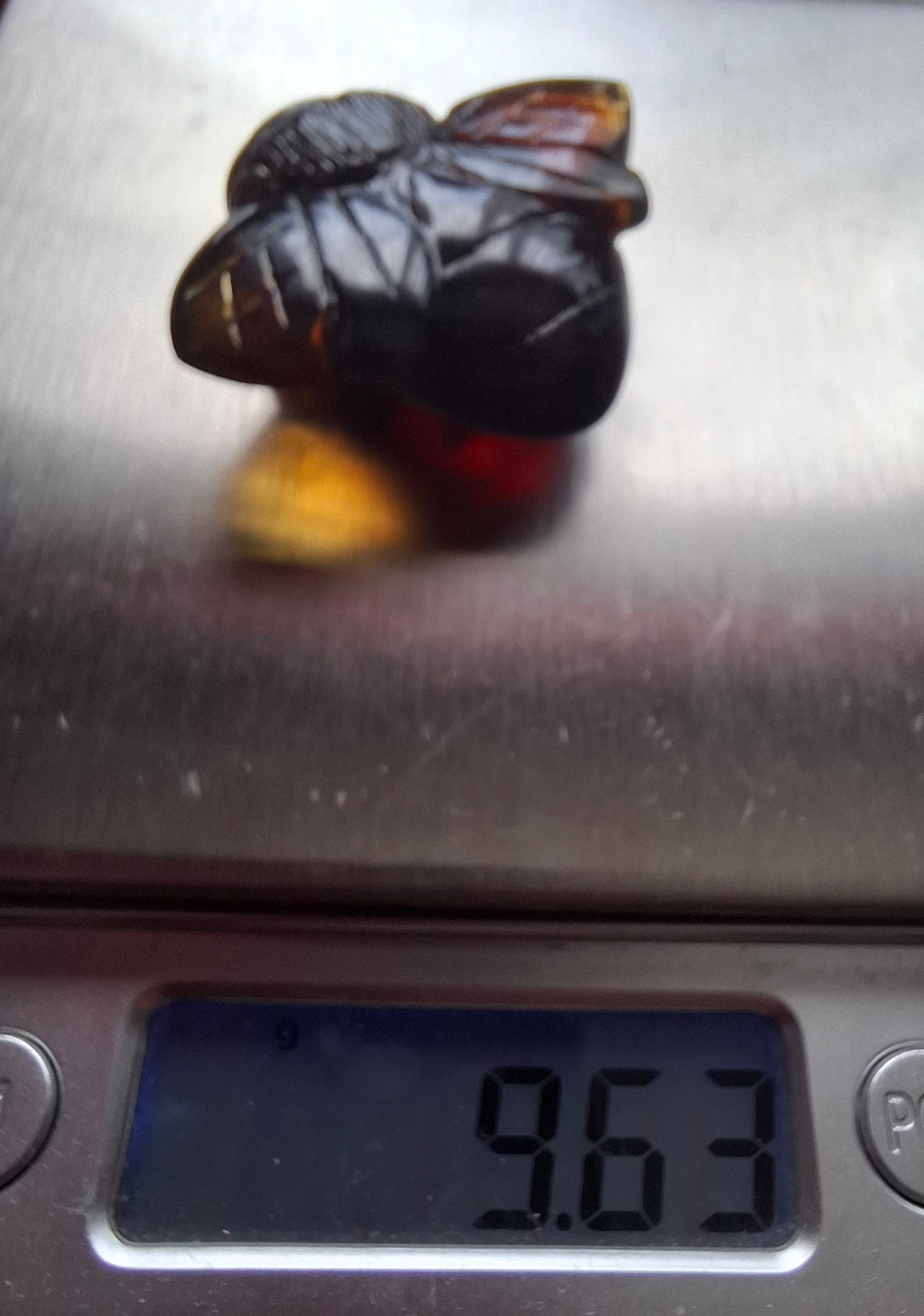 Red Amber Honey Bee Carving, 9.63g, Fossil (Ref: Bee28)