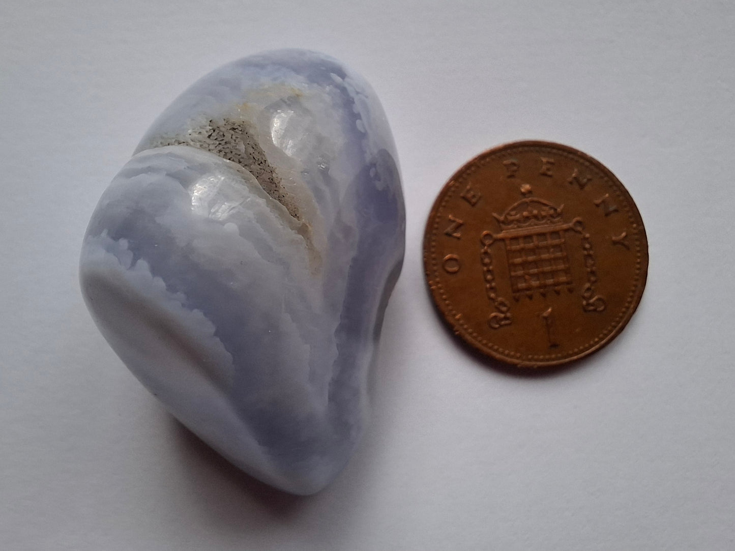 Blue Lace Agate, Tumble Stone, Crystal (Ref: T141)