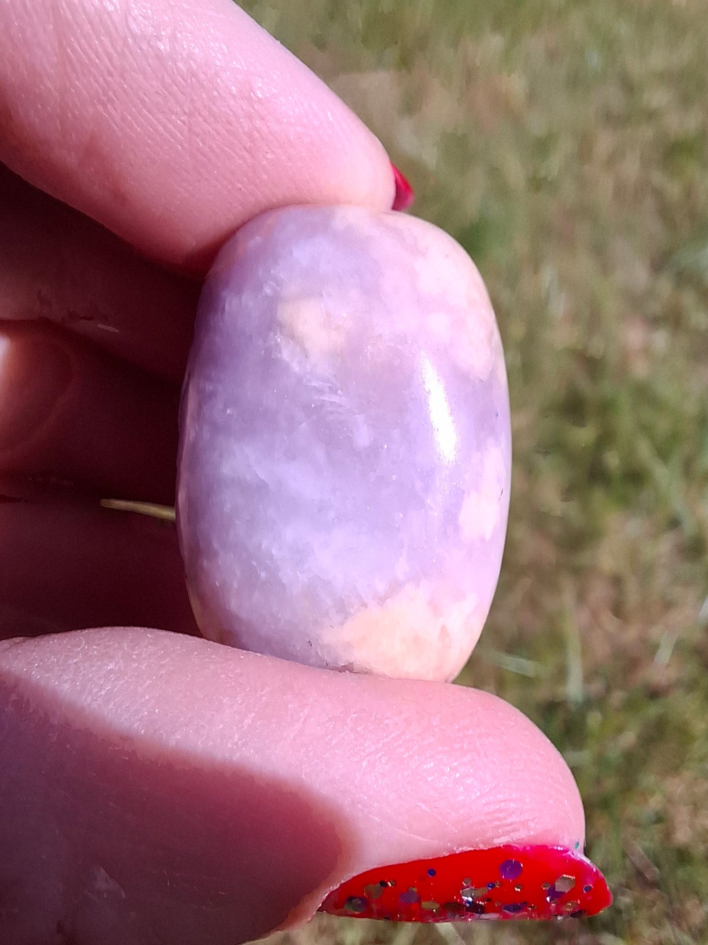 Lepidolite, Tumble Stone, Crystal (Ref: T114)