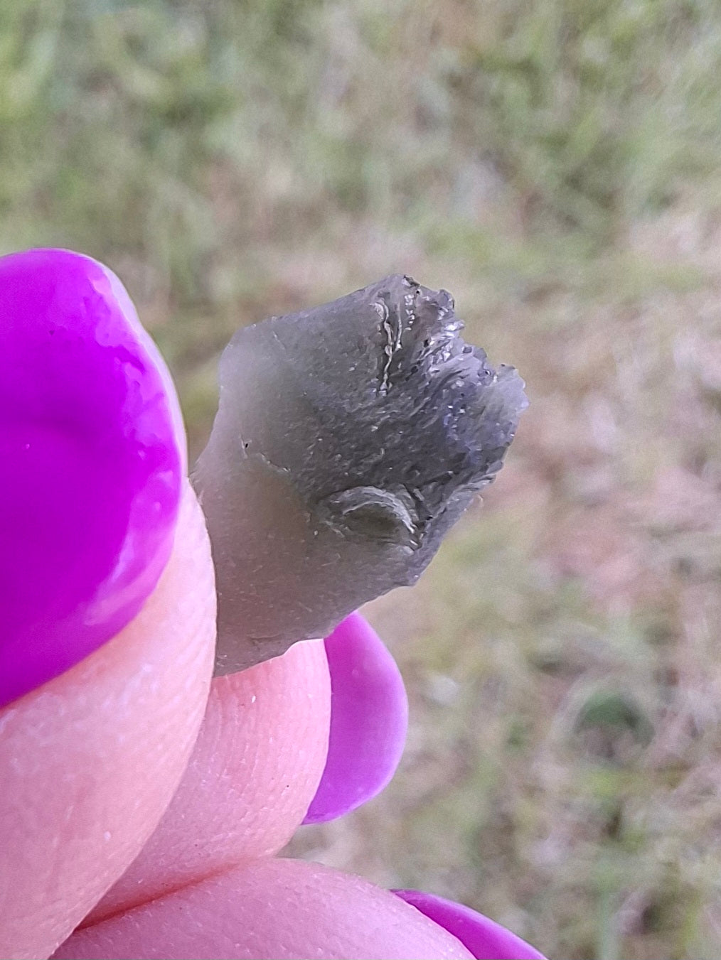 Moldavite Piece, 0.63g, Tektite (Ref: 1447)