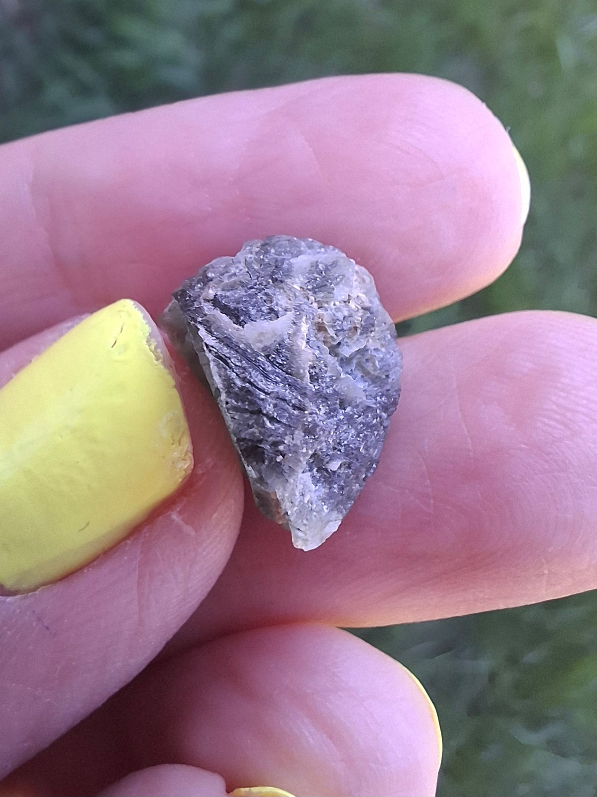 Moldavite Piece, 2.09g, Tektite (Ref: 1510)