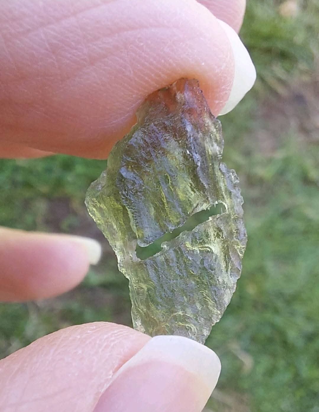Moldavite Piece, 0.63g, Tektite (Ref: 776)