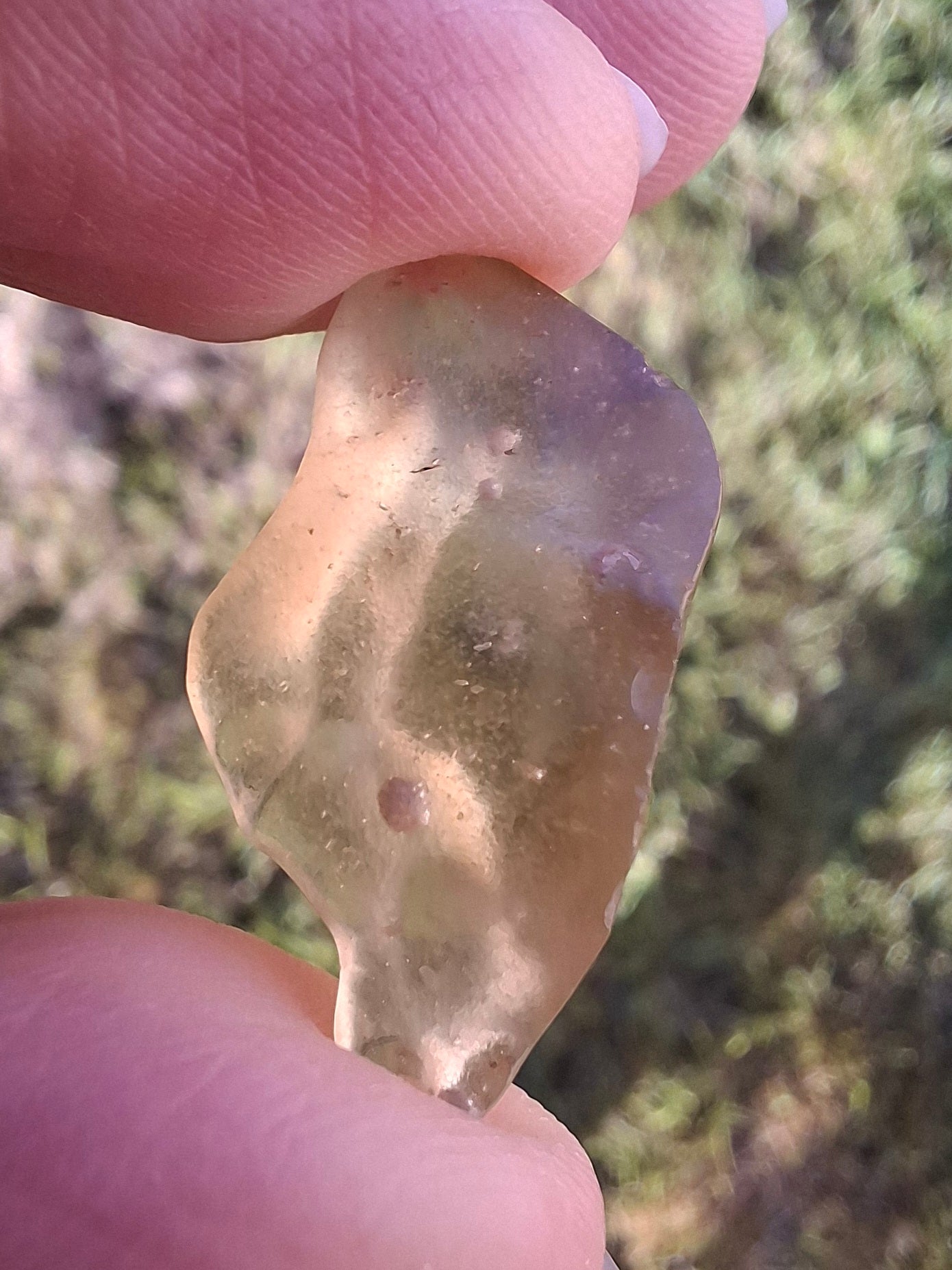 Libyan Desert Glass Piece, 3.04g, Tektite (Ref: LE4)