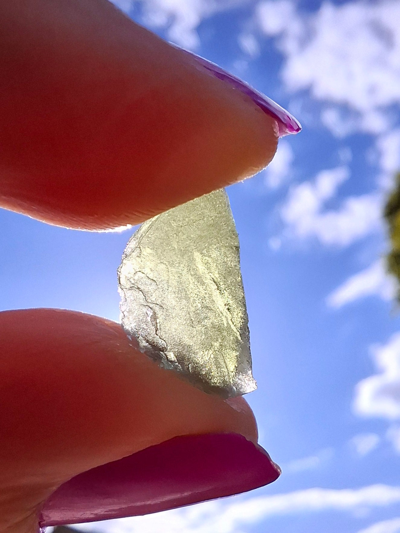 Moldavite Piece, 0.79g, Tektite (Ref: 1441)