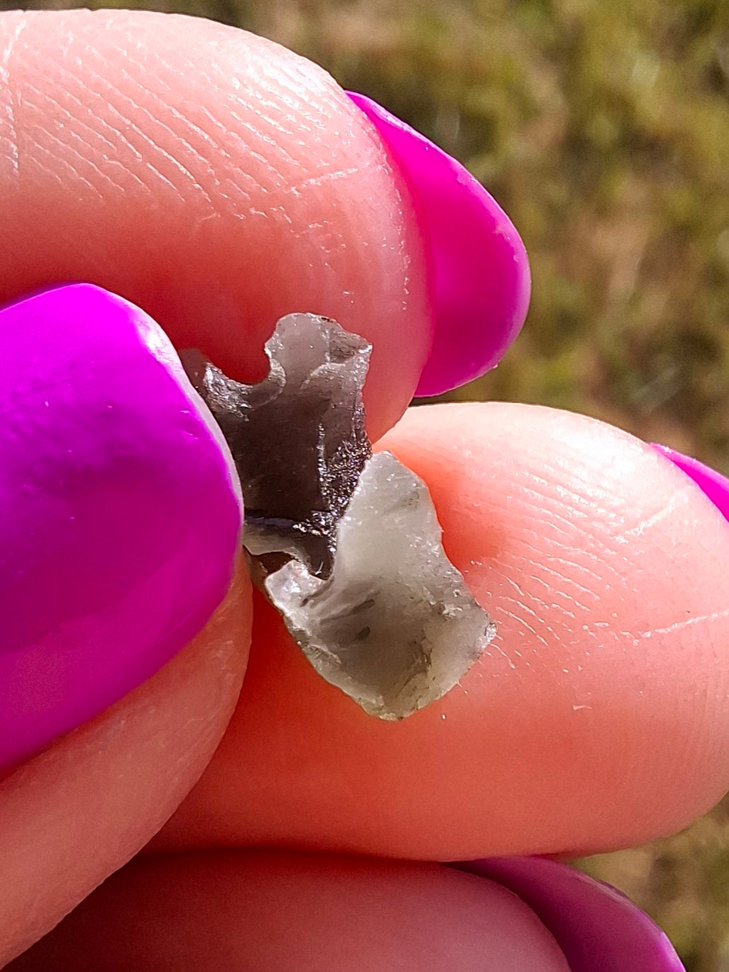 Moldavite Piece, 0.45g, Tektite (Ref: 1444)