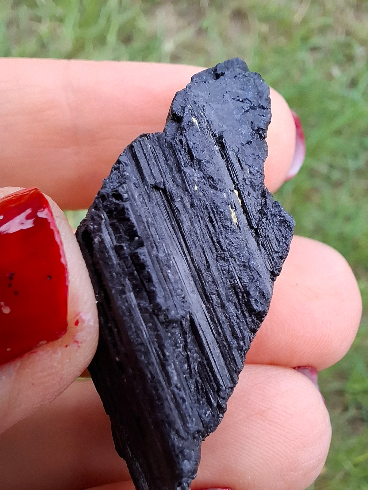 Black Tourmaline RAW, 14.77g, Crystal, (Ref: RBT1)