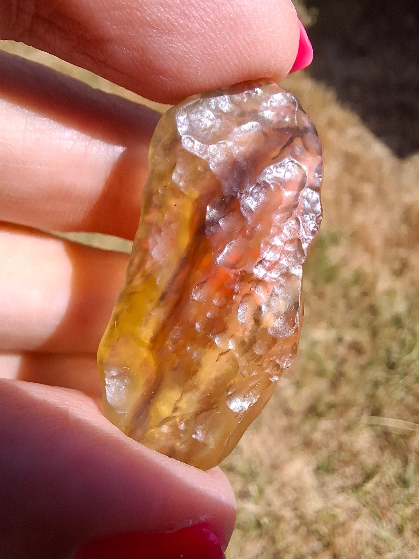Libyan Desert Glass (darker) Piece, 8.76g, Tektite (Ref: L1367)
