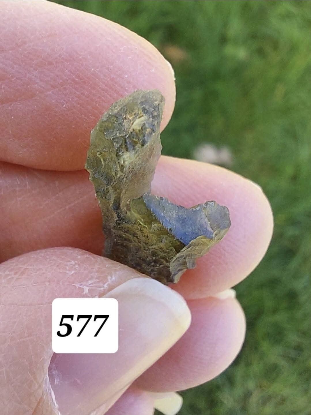 Moldavite Piece, 1.09g, Tektite (Ref: 577)