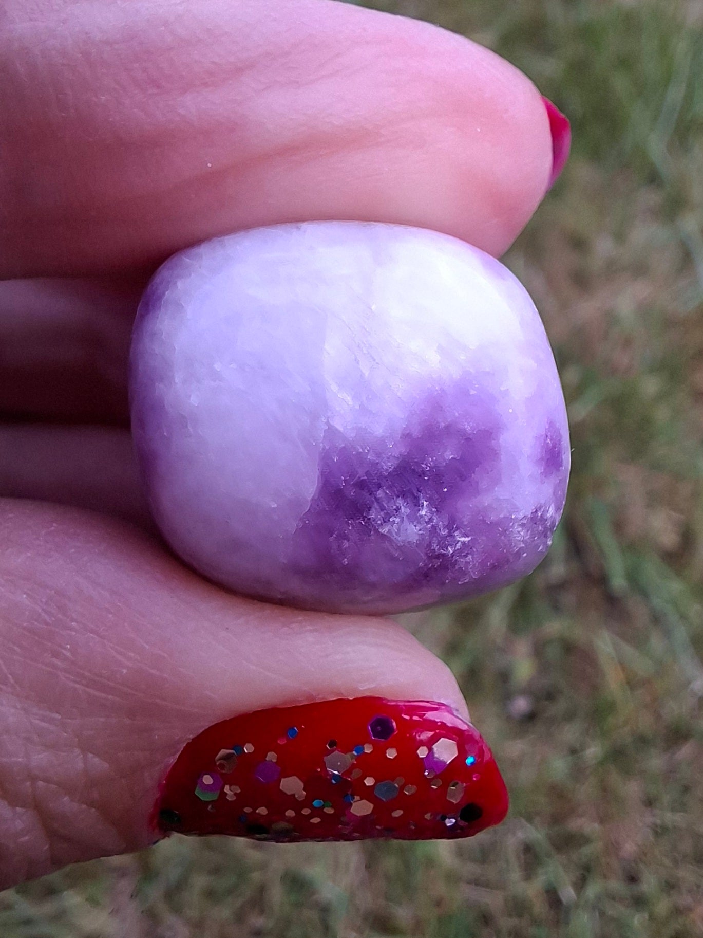 Lepidolite, Tumble Stone, Crystal (Ref: T113)