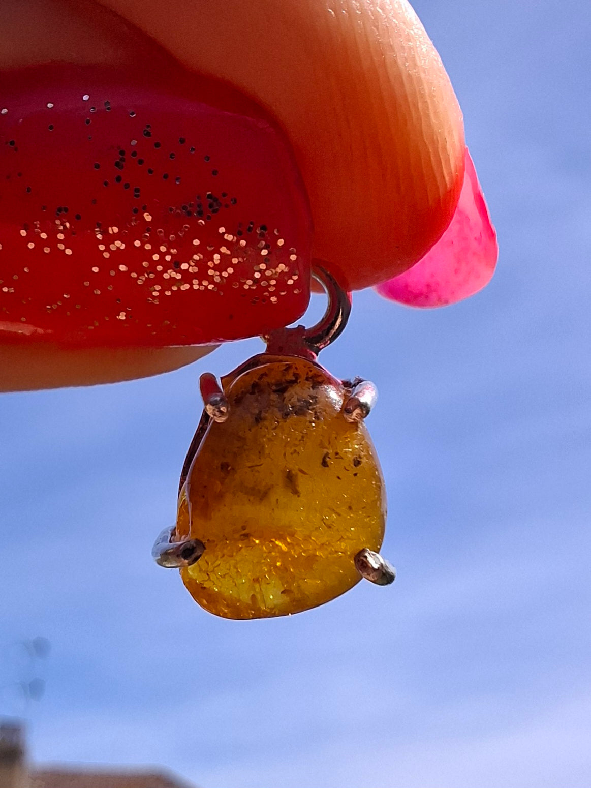 Baltic Amber Pendant, 925 Silver, Fossil (Ref: AP17)