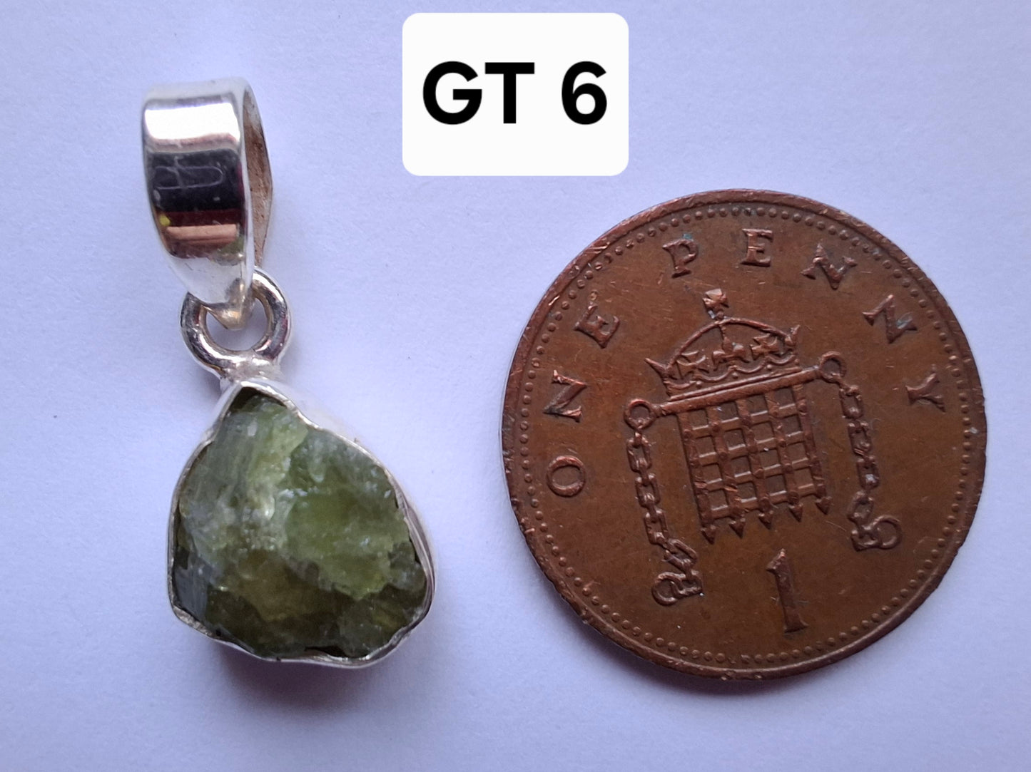 Green Tourmaline Pendant, 925 Silver, Crystal (Ref: GT6)