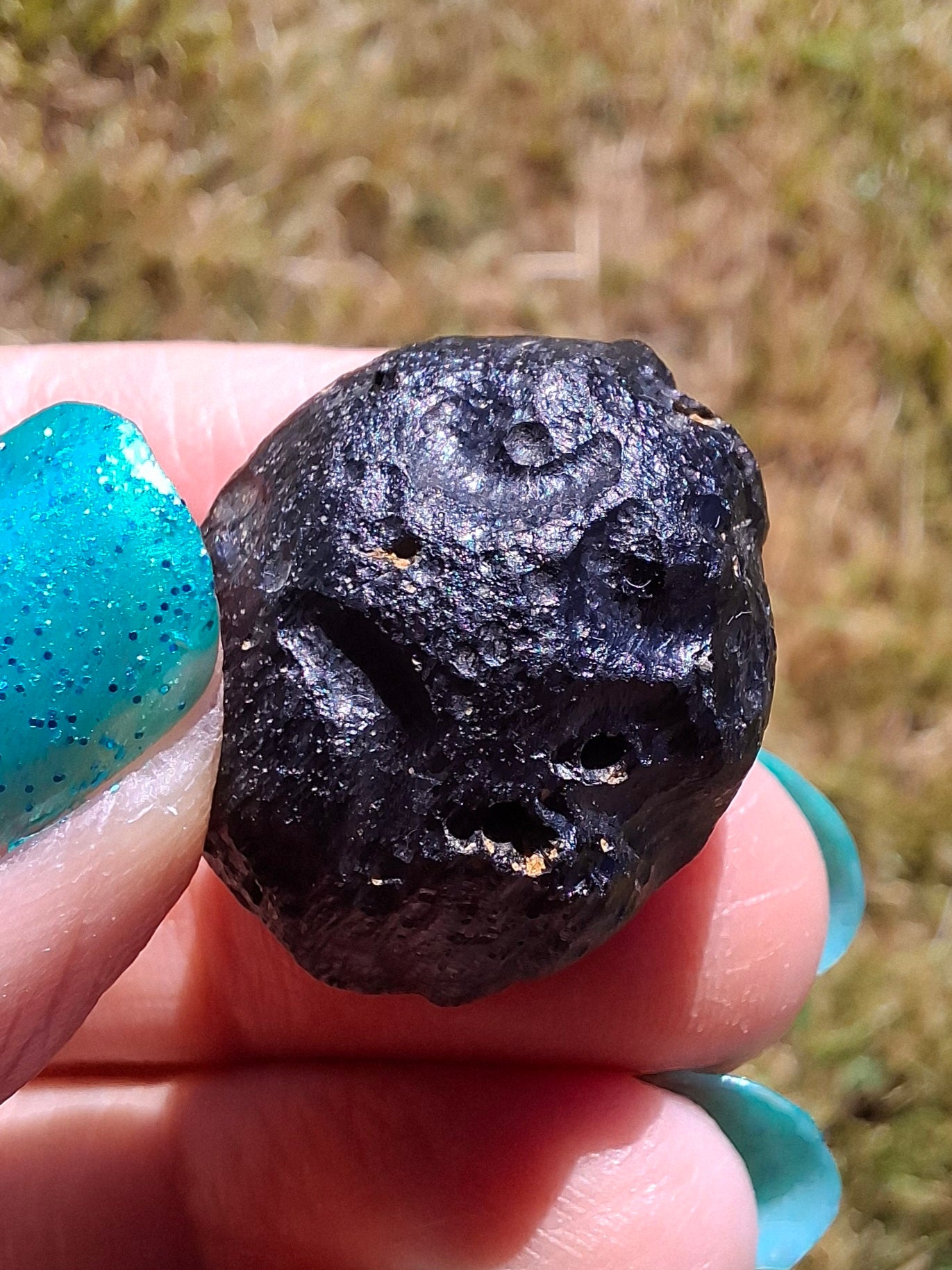 Philippinite (Rizalite), 10.64g, Tektite