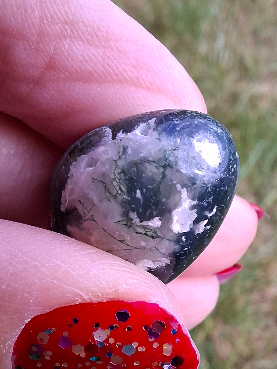 Green Moss Agate, Tumble Stone, Crystal (Ref: T168)