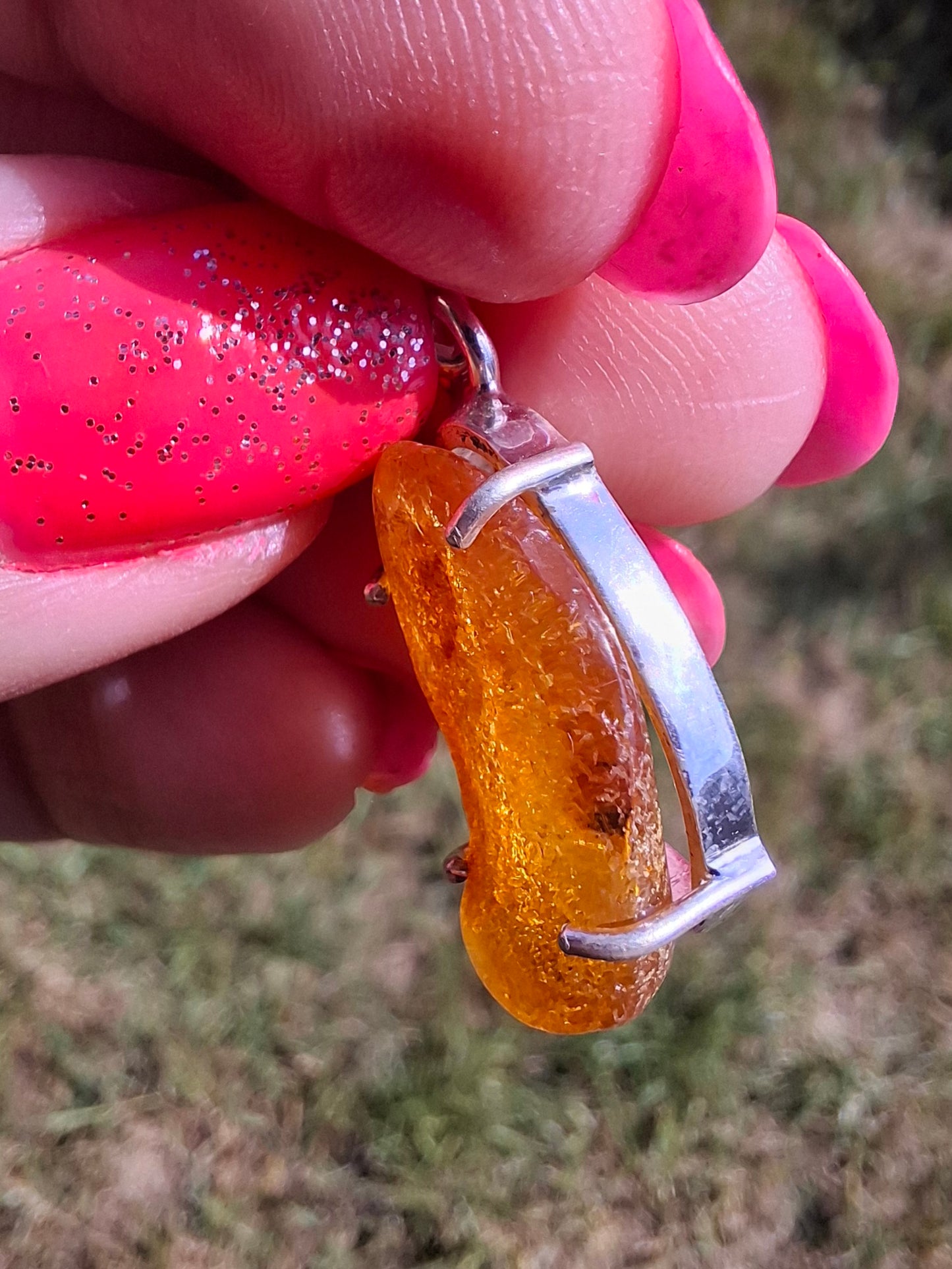 Baltic Amber Pendant, 925 Silver, Fossil (Ref: AP11)